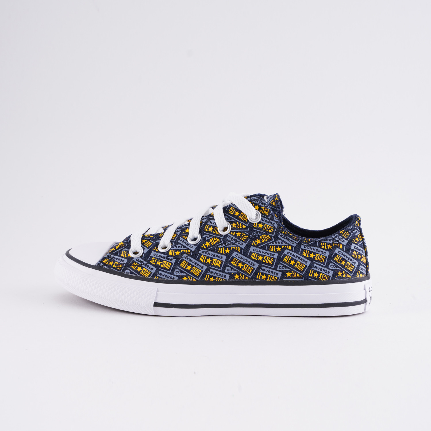 Converse-Chuck-Taylor-All-Star-Unisex-Shoes-9000049664_44785