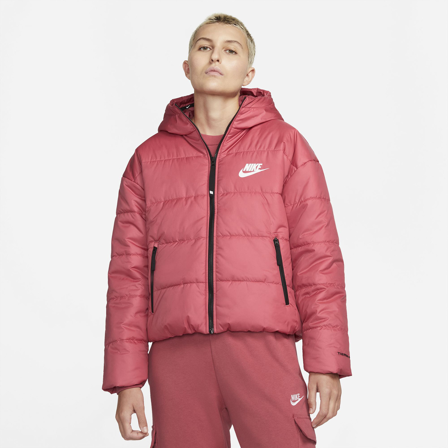 Nike-Sportswear-Therma-FIT-Repel-Γυναικείο-Μπουφάν-9000081918_53812
