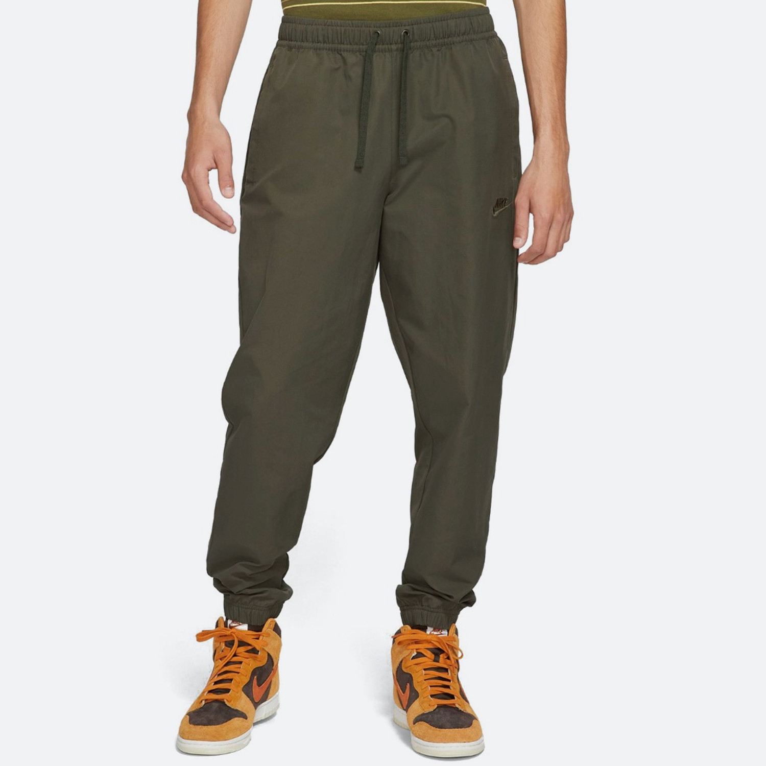 Nike-Sportswear-Unlined-Cuff-Ανδρική-Φόρμα-9000081480_31667