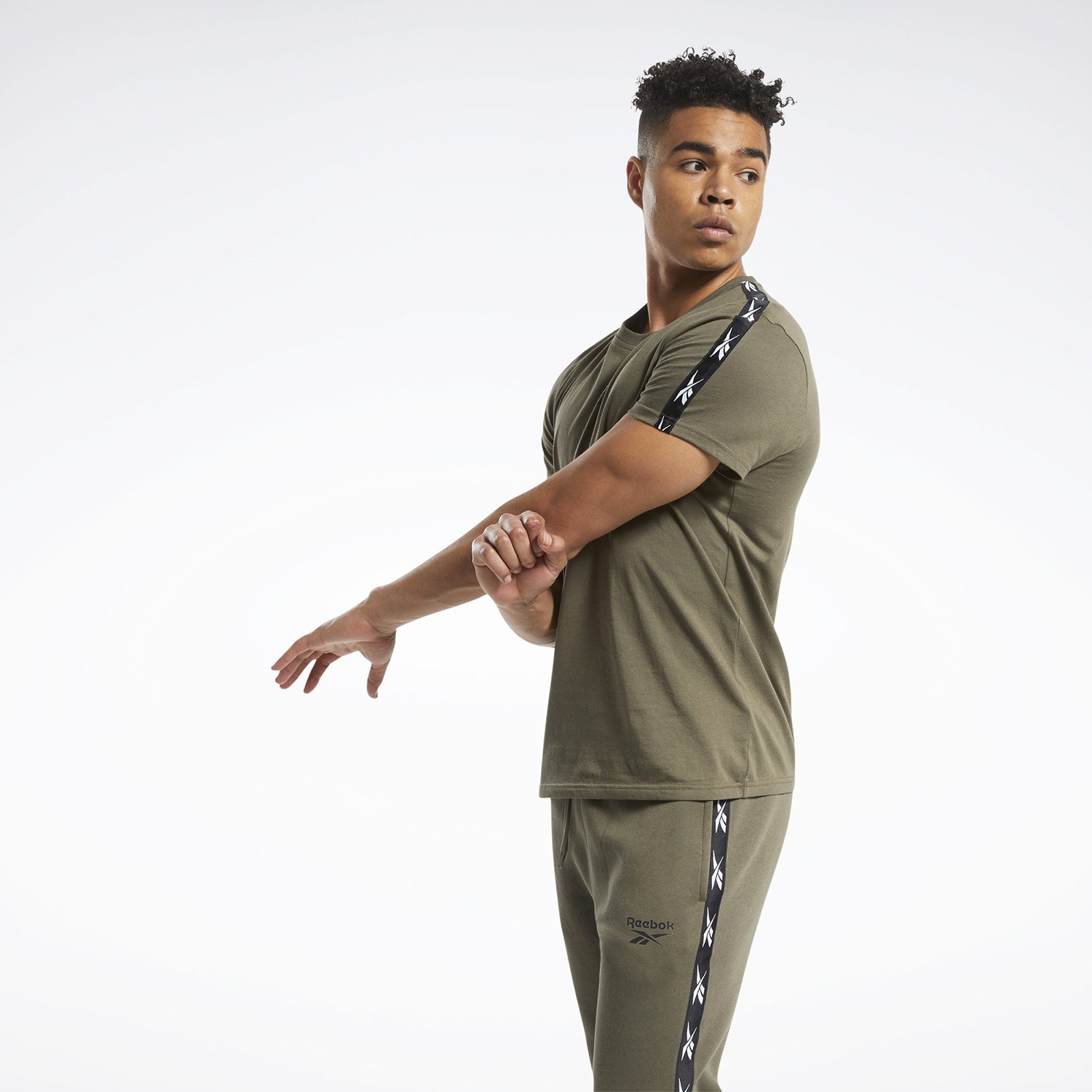 Reebok-Sport-Training-Essentials-Tape-Ανδρικό-T-shirt-9000083590_27908