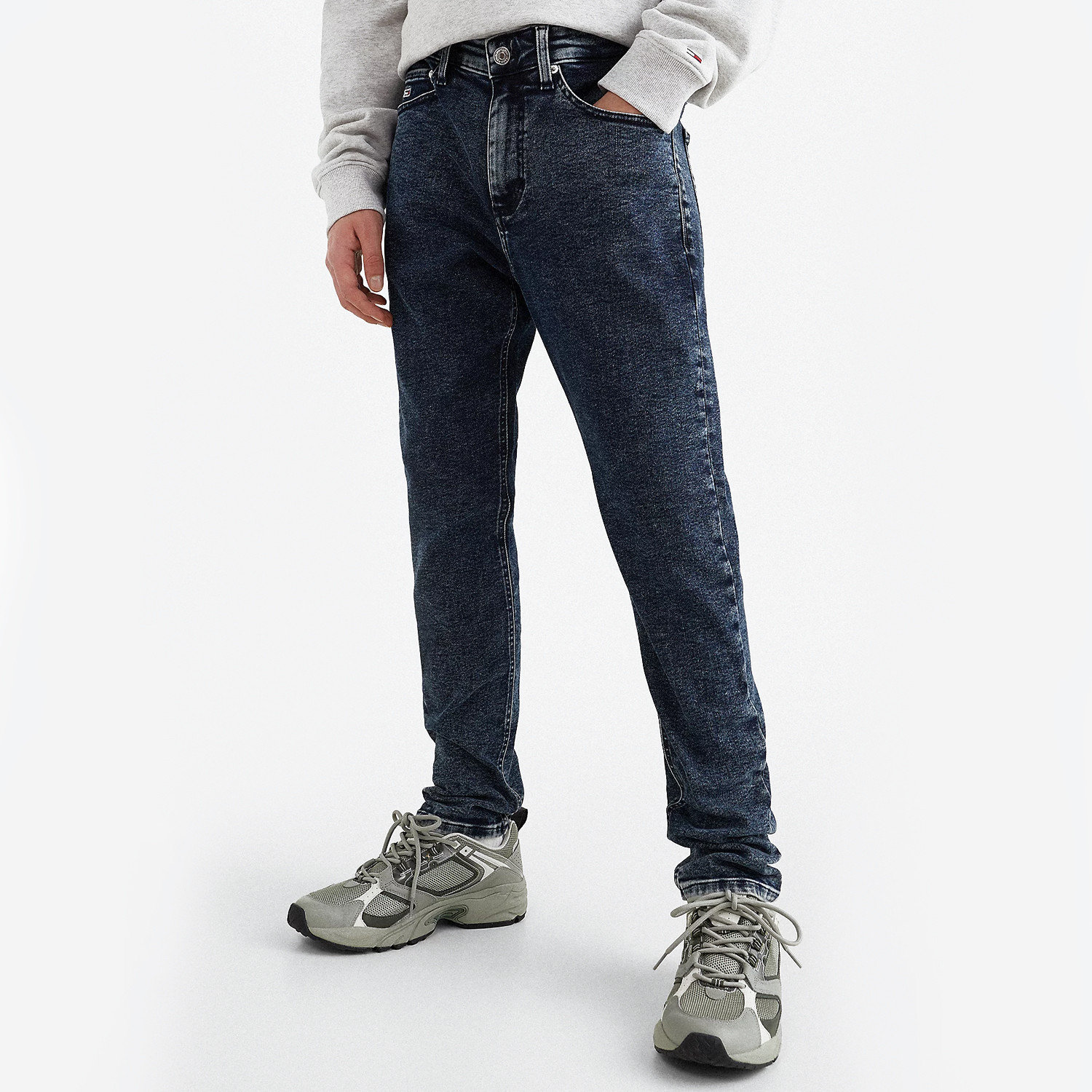 Tommy-Jeans-Scanton-Y-Slim-Bf6262-9000102851_36156