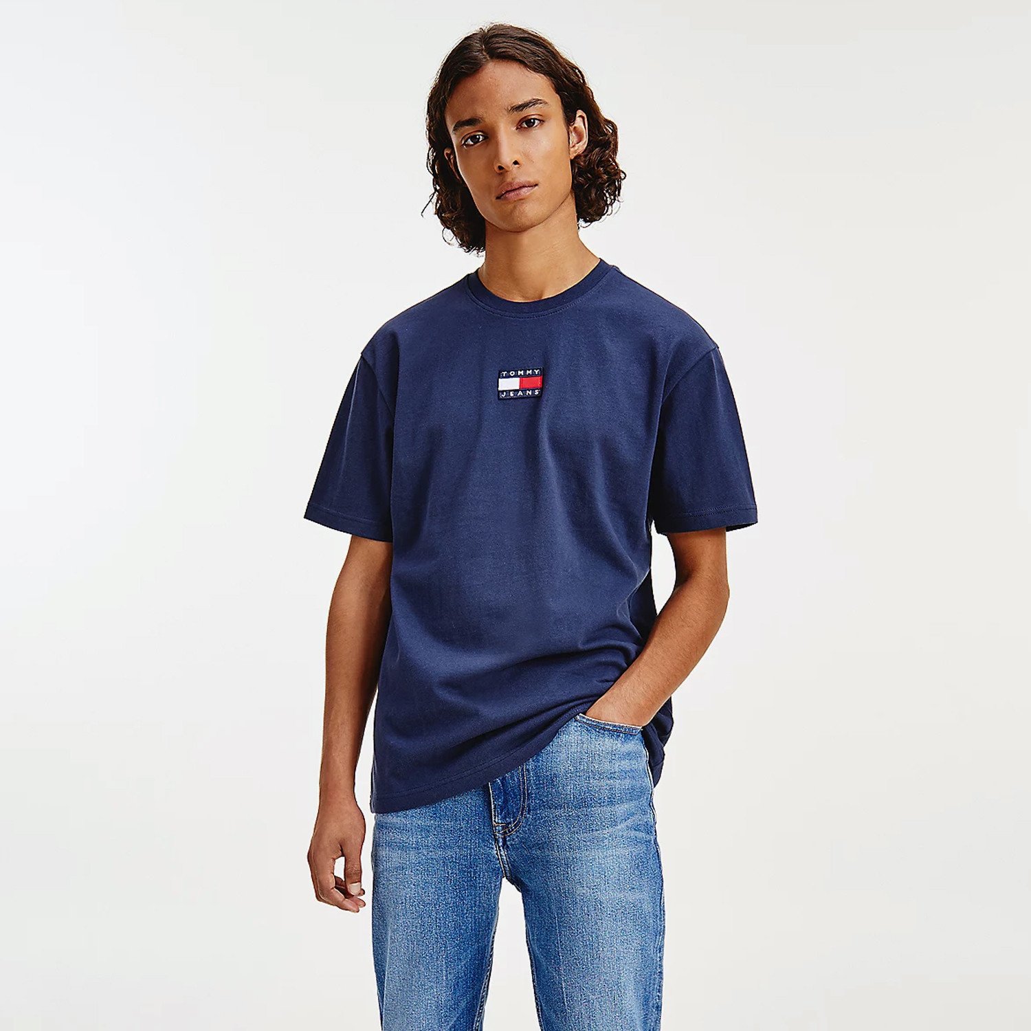 Tommy-Jeans-Tjm-Tommy-Badge-Tee-9000089980_45076