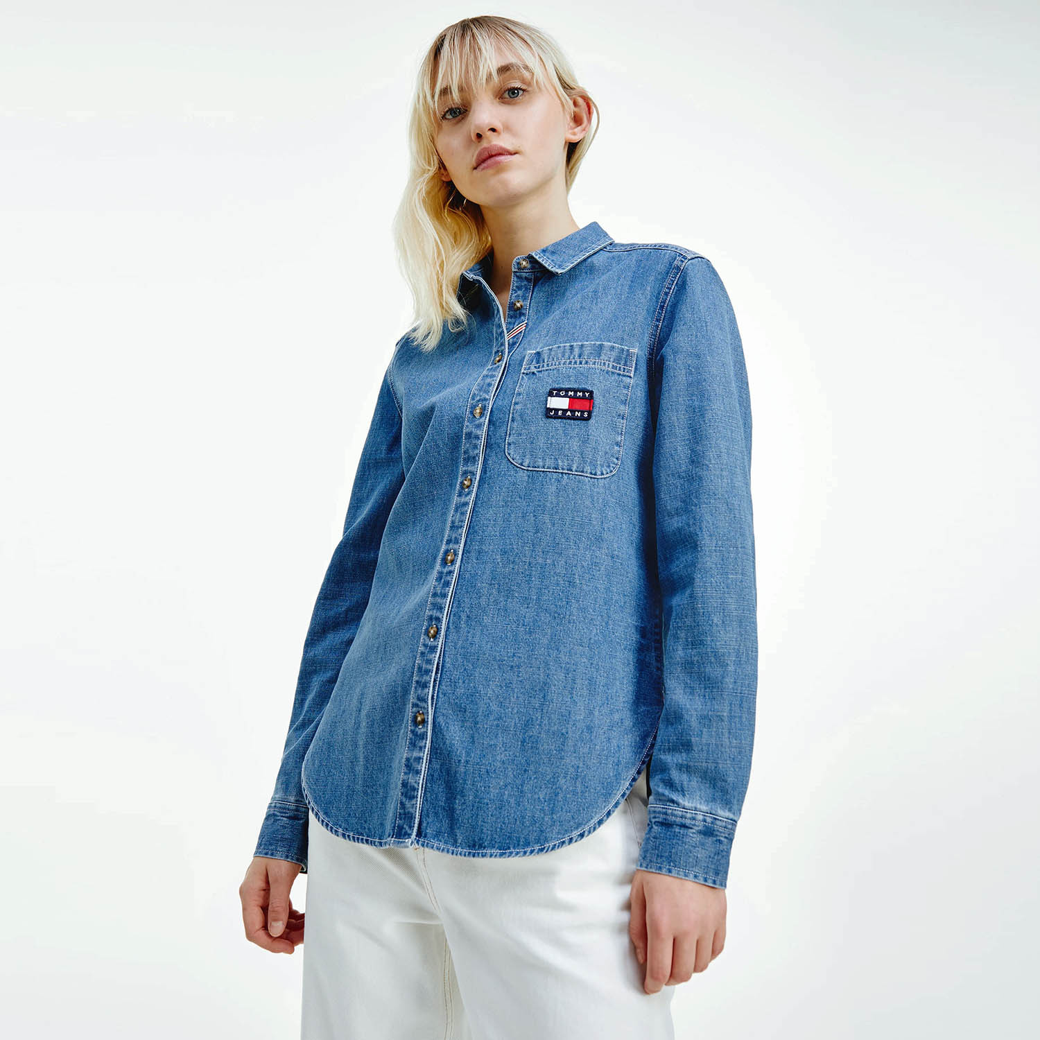 Tommy-Jeans-Tjw-Regular-Chambray-Badge-Shirt-9000088556_18492