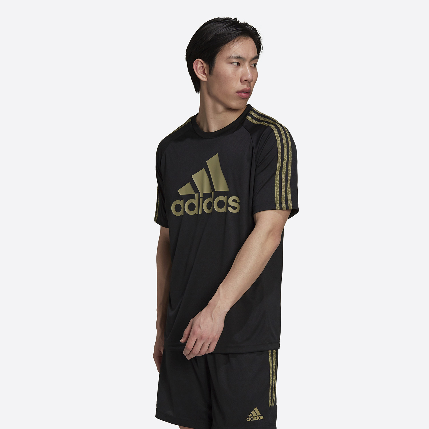 adidas-M-Sereno-Bos-T2-9000089864_55719