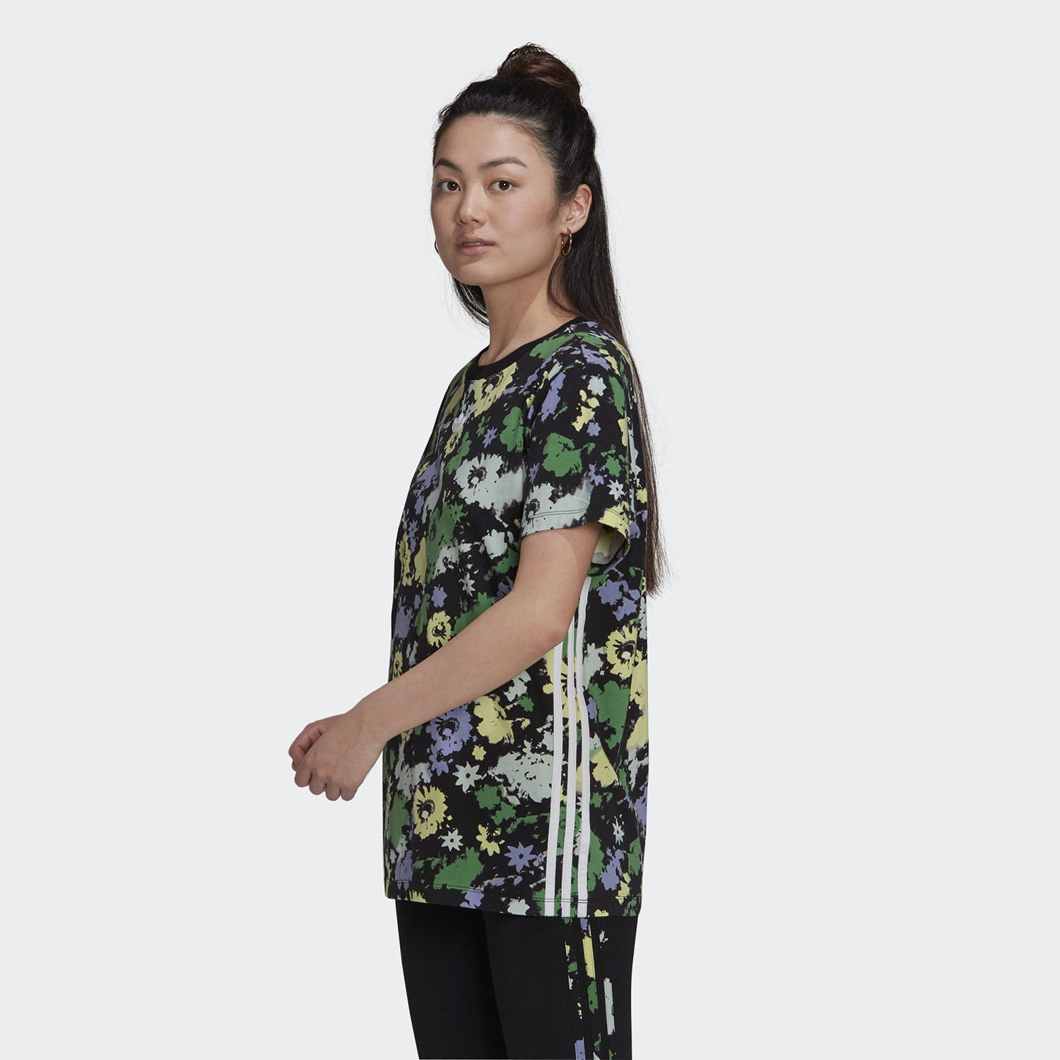 adidas-Originals-Floral-Γυναικείο-T-Shirt-9000091119_5775