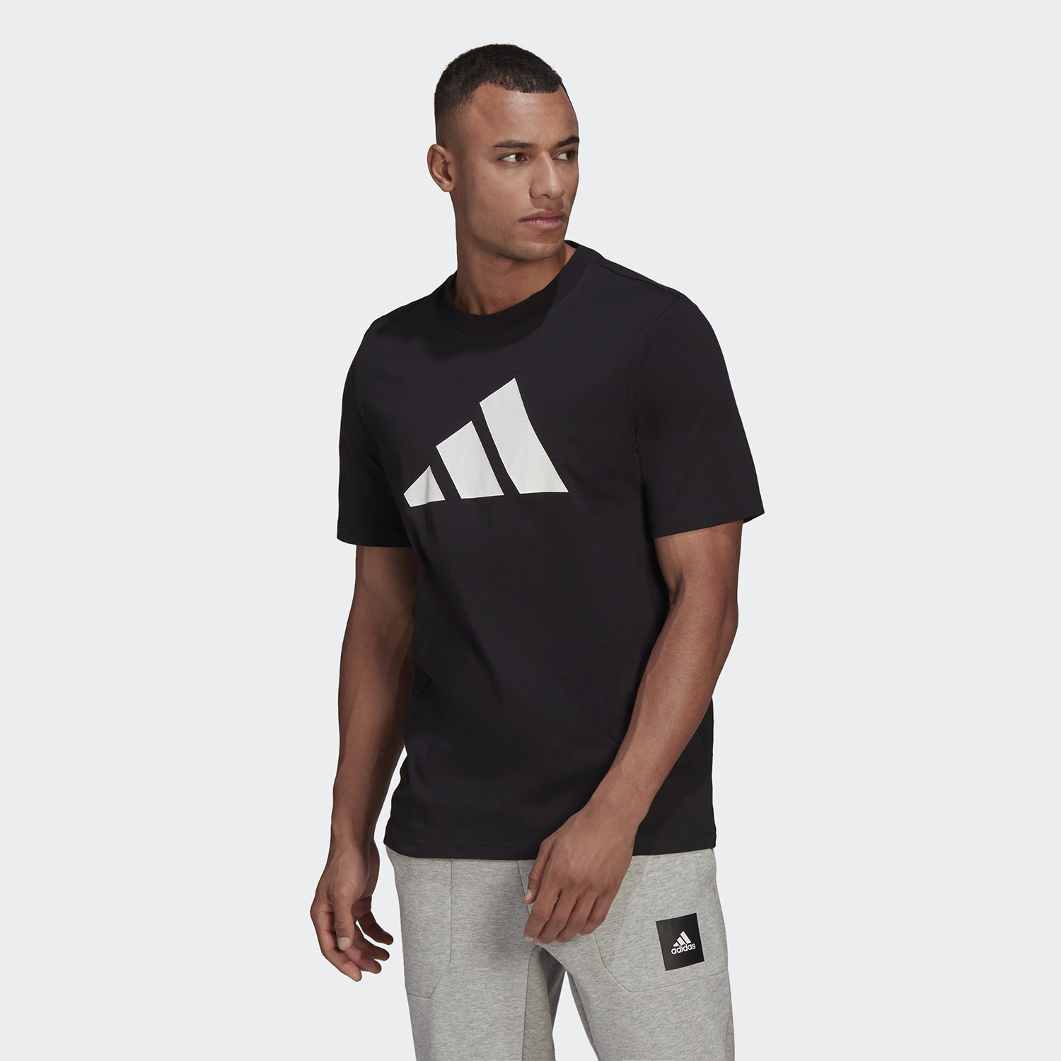 adidas-Performance-Badge-of-Sports-Ανδρική-Μπλούζα-9000068950_1469