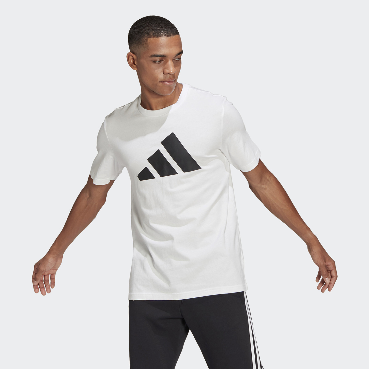 adidas-Performance-Badge-of-Sports-Ανδρική-Μπλούζα-9000068953_1539