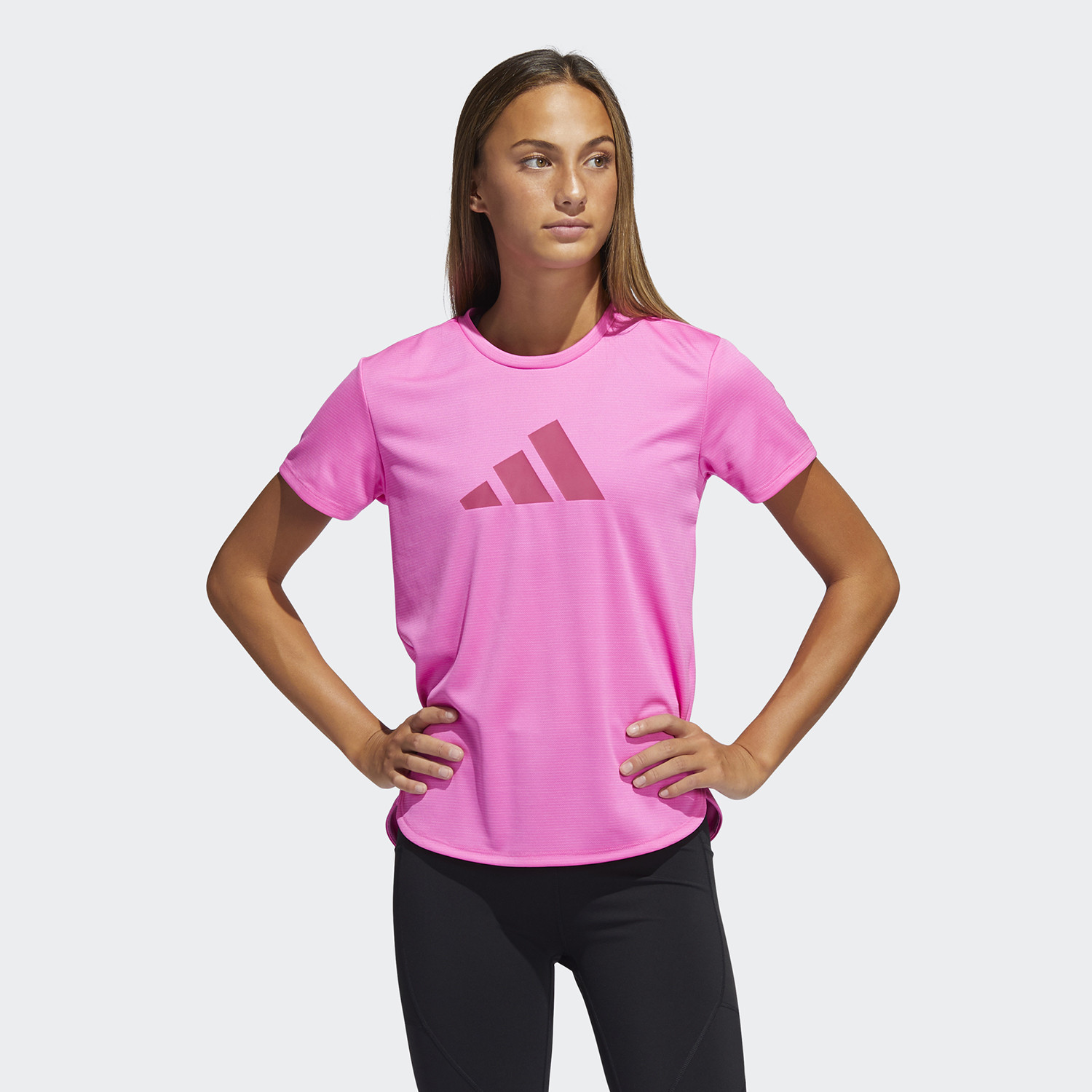 adidas-Performance-Logo-Γυναικεία-Μπλούζα-9000069012_49825