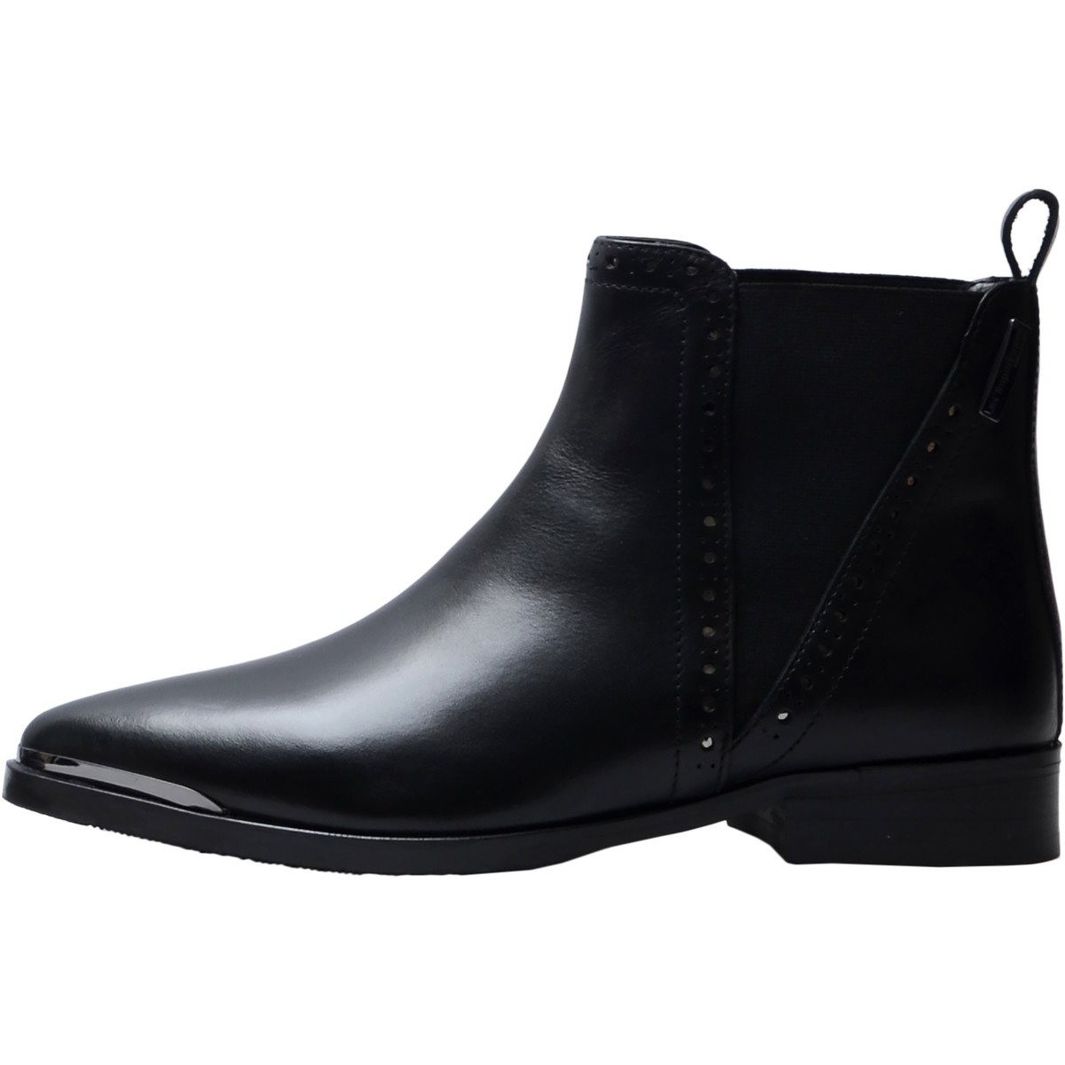 Μποτίνια-Les-Tropeziennes-par-M-Belarbi-173115-Δέρμα