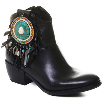 Μποτίνια-Rebecca-White-T0605-1